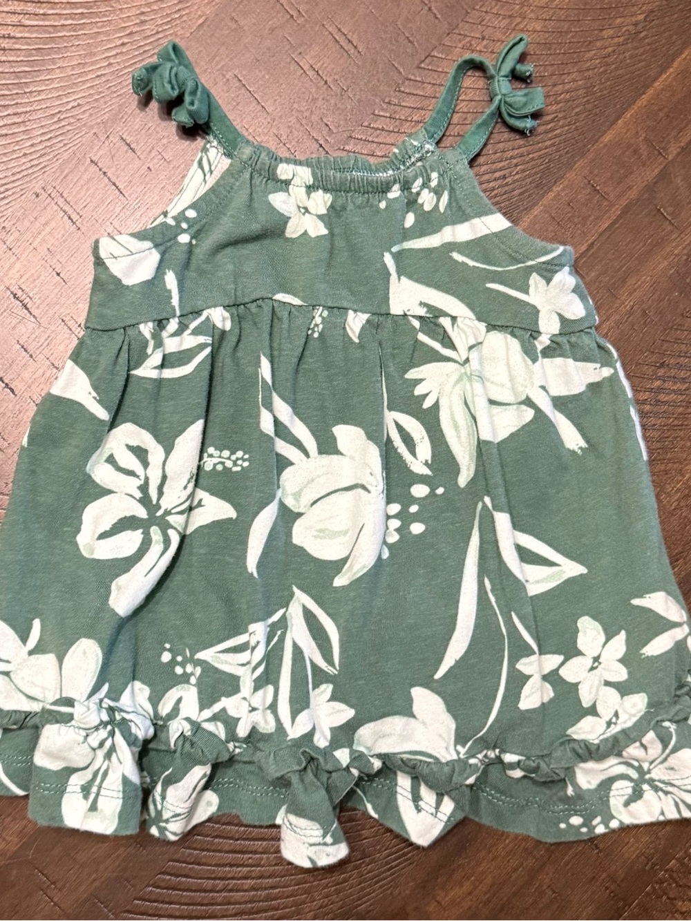 Carter's Green Floral Ruffle-Cuff Tank